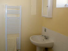 Eynons Cottage Bathroom